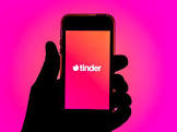Love in the Digital Era: Navigating the World of Online Dating Apps