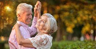 Navigating Love in Golden Years: Exploring the Benefits of Free Dating Sites for Seniors Over 70